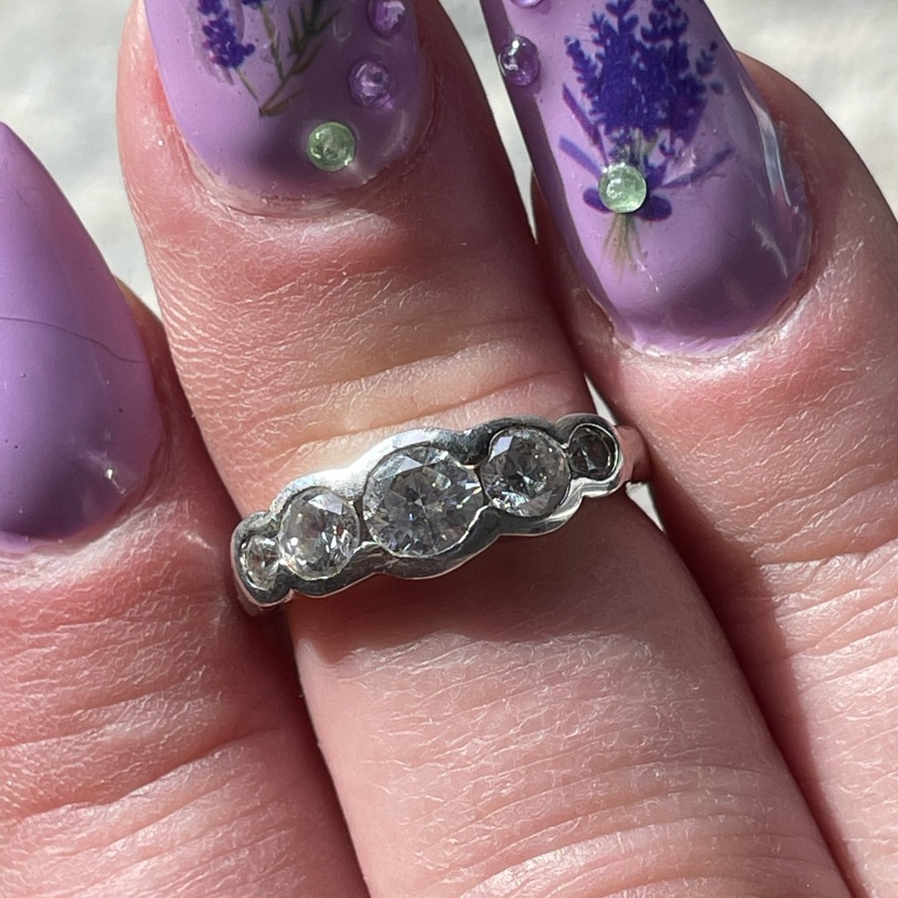 TOCARA 925 Sterling silver ring size 6.